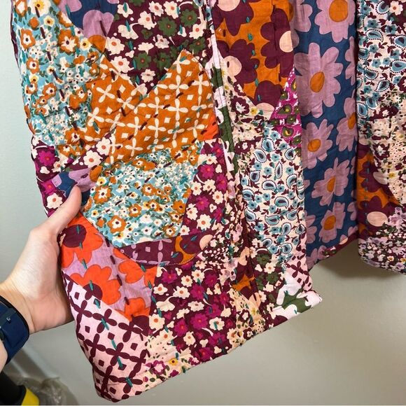 Ivy Jane Patchwork Quilted Vest in Multi Floral Pink Large - Picture 7 of 12